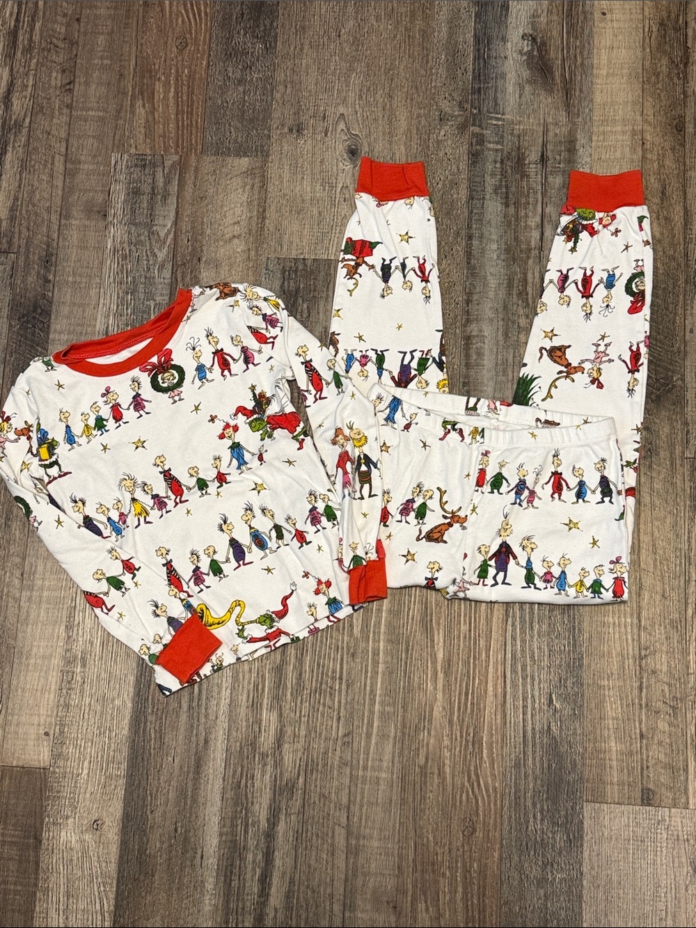 Pottery Barn Kids grinch pajamas size 8 100% organic cotton